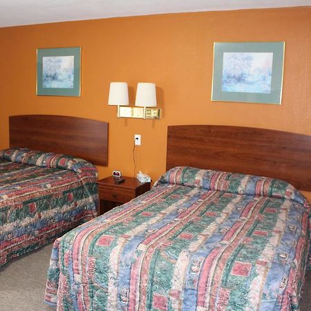 Budget Inn Oskaloosa Exterior foto